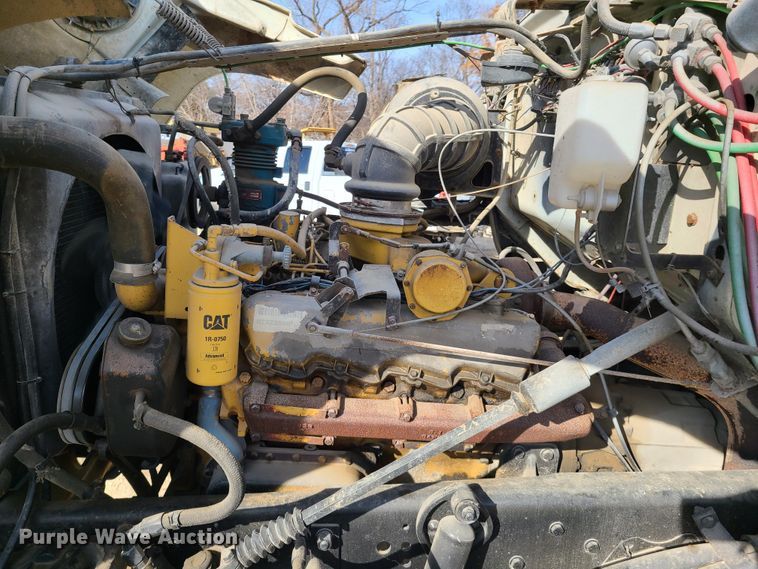 image for item HM9832 1986 Ford 8000  water truck