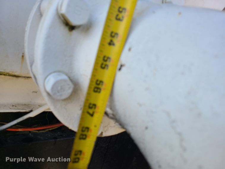 image for item HM9832 1986 Ford 8000  water truck