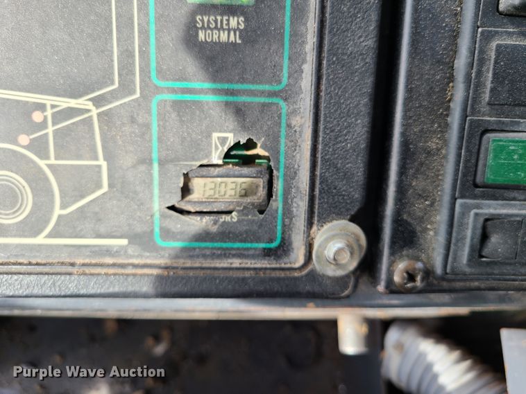 image for item HM9833 1997 Case 721B  wheel loader