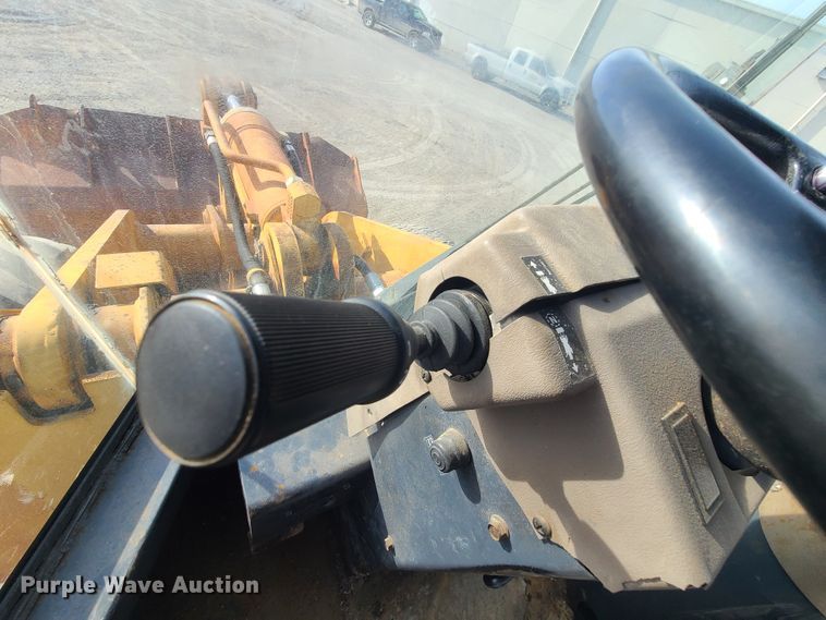 image for item HM9833 1997 Case 721B  wheel loader