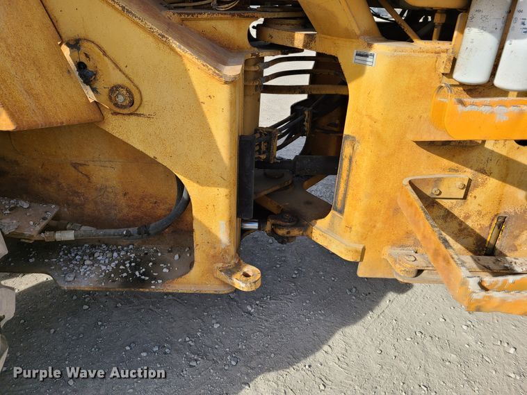 image for item HM9833 1997 Case 721B  wheel loader
