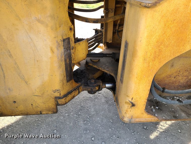 image for item HM9833 1997 Case 721B  wheel loader