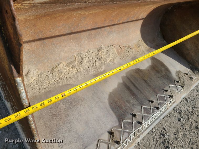 image for item HM9833 1997 Case 721B  wheel loader