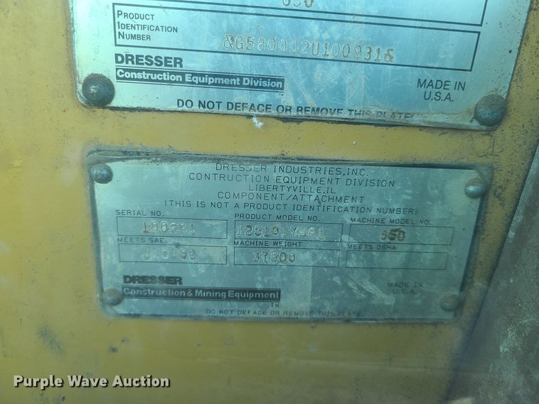 image for item HM9834 Dresser 850  motor grader