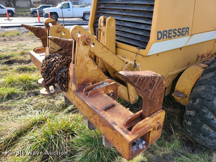 image for item HM9834 Dresser 850  motor grader