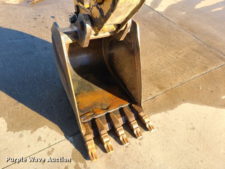 image for item HM9835 2015 Case 580 Super N  backhoe