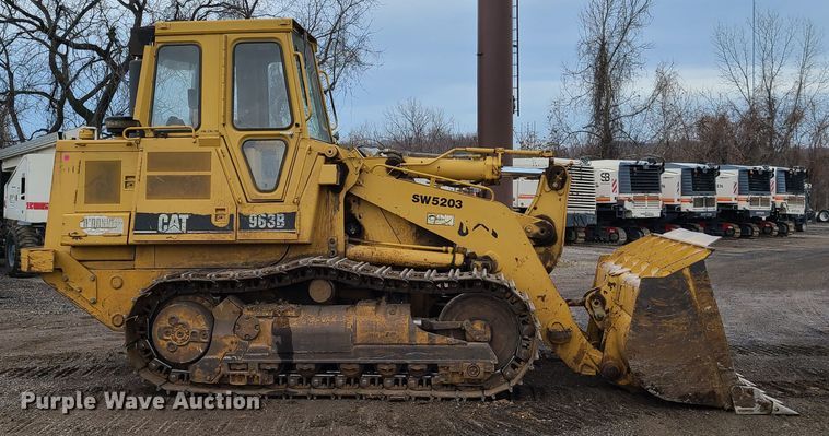 image for item HM9840 1999 Caterpillar 963B  track loader