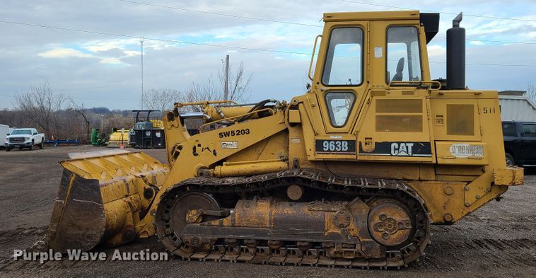 image for item HM9840 1999 Caterpillar 963B  track loader