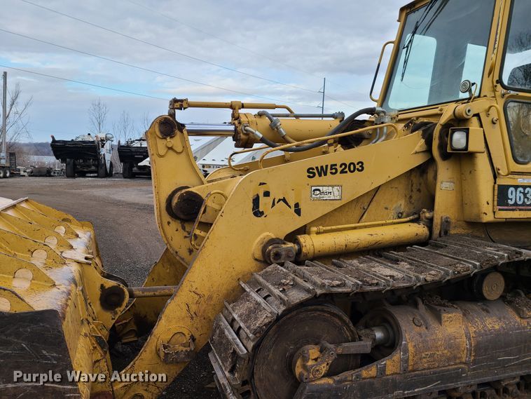 image for item HM9840 1999 Caterpillar 963B  track loader