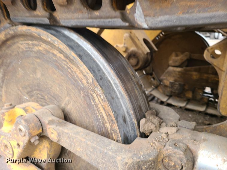 image for item HM9840 1999 Caterpillar 963B  track loader