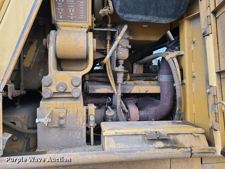 image for item HM9840 1999 Caterpillar 963B  track loader
