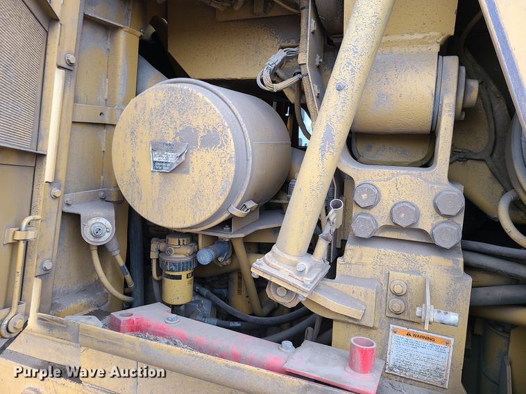 image for item HM9840 1999 Caterpillar 963B  track loader