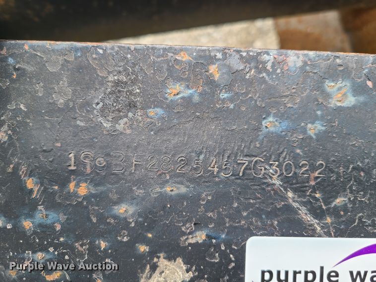 image for item HM9848 2004 Stohl equipment trailer