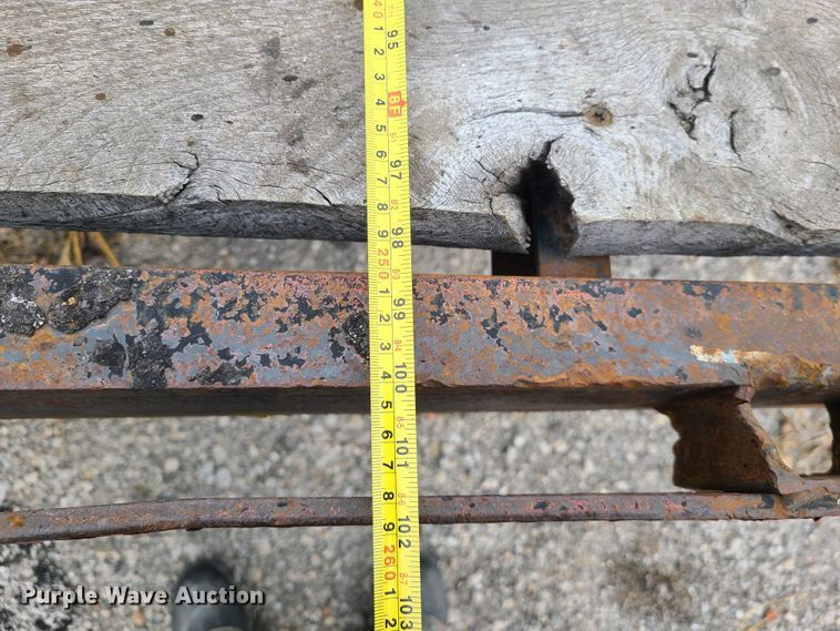 image for item HM9848 2004 Stohl equipment trailer