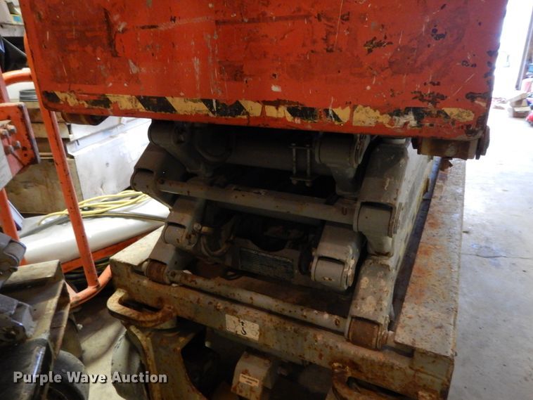 image for item HP9056 Sky Jack SJIII 3219  scissor lift