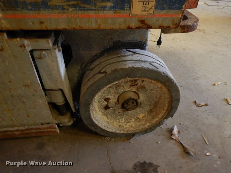 image for item HP9056 Sky Jack SJIII 3219  scissor lift