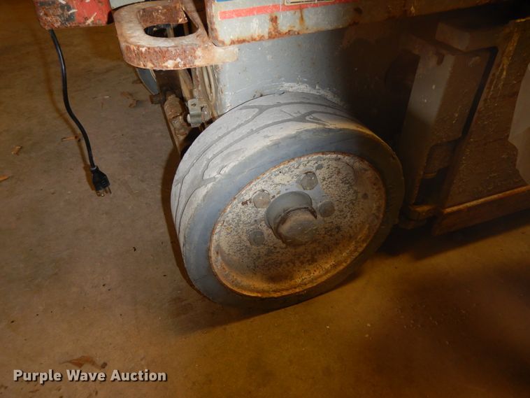 image for item HP9056 Sky Jack SJIII 3219  scissor lift