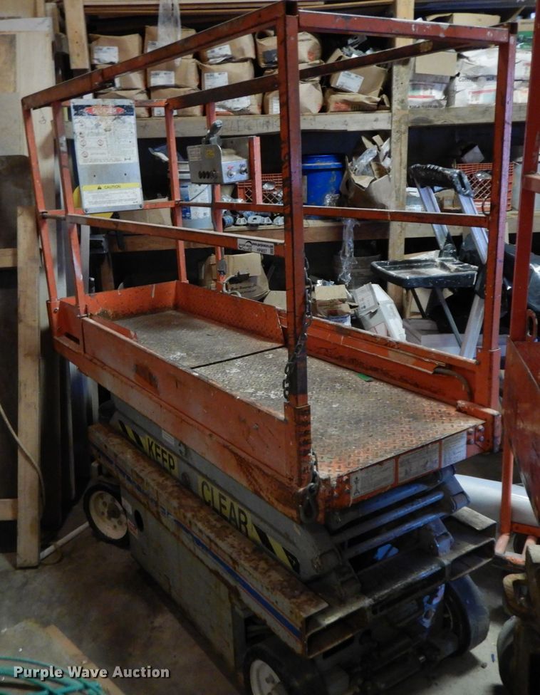 image for item HP9057 Sky Jack SJM3015  scissor lift
