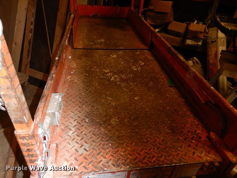 image for item HP9057 Sky Jack SJM3015  scissor lift