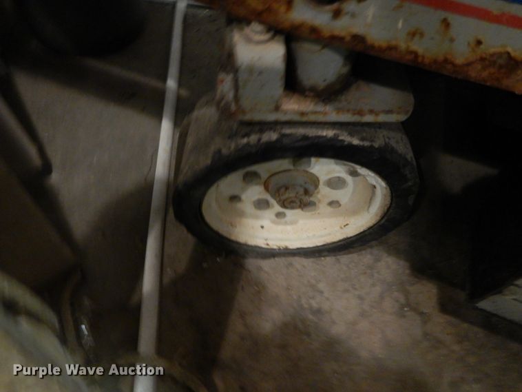 image for item HP9057 Sky Jack SJM3015  scissor lift