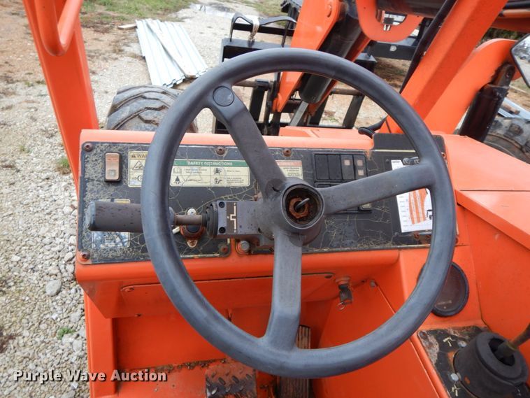 image for item HP9058 2006 Sky Trak 8042  telehandler