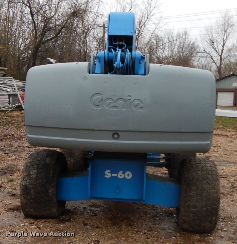 image for item HP9059 2004 Genie S60  boom lift