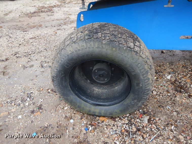 image for item HP9059 2004 Genie S60  boom lift