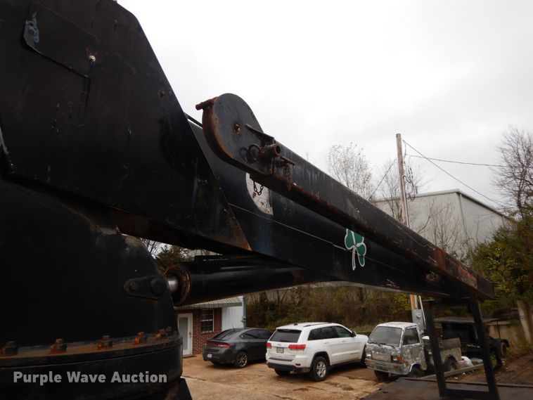 image for item HP9060 1982 Ford 8000  crane truck