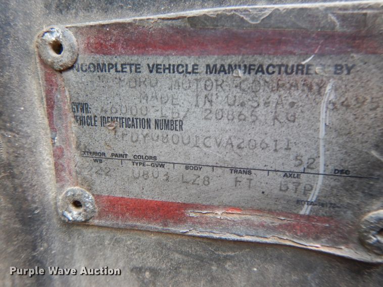 image for item HP9060 1982 Ford 8000  crane truck