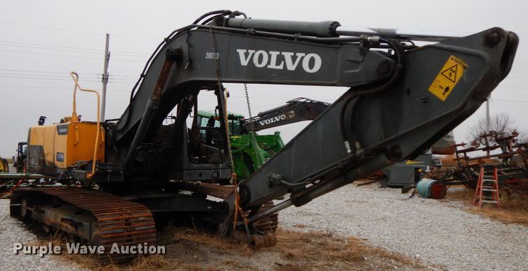 image for item HP9082 2014 Volvo EC220DL   excavator