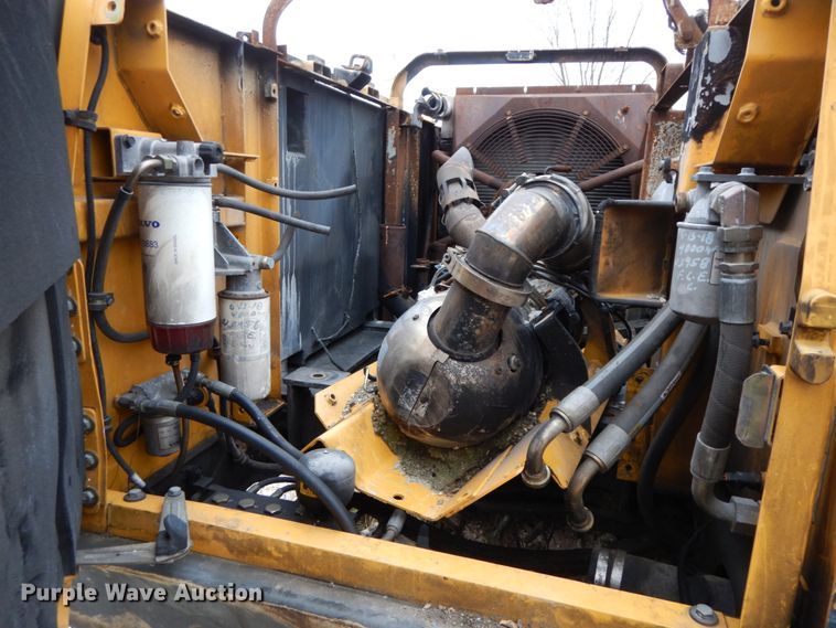 image for item HP9082 2014 Volvo EC220DL   excavator