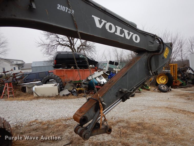 image for item HP9082 2014 Volvo EC220DL   excavator