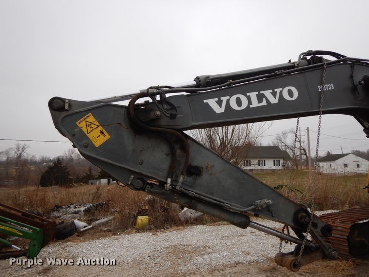 image for item HP9082 2014 Volvo EC220DL   excavator