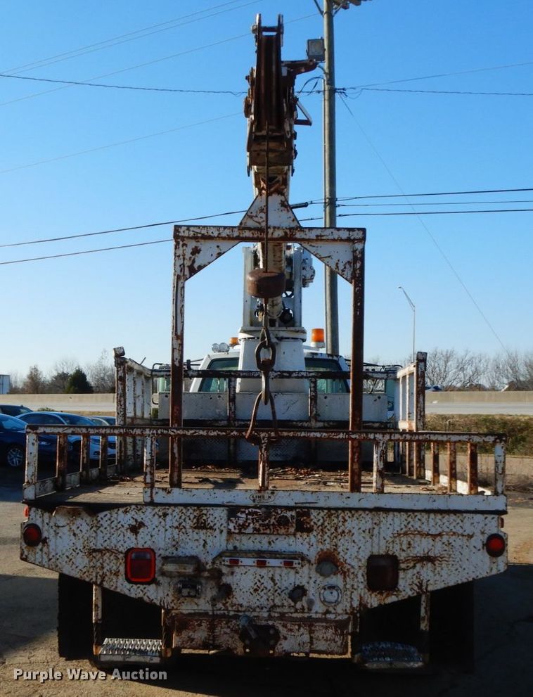 image for item HP9083 1994 GMC TopKick  crane truck