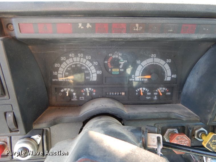 image for item HP9083 1994 GMC TopKick  crane truck