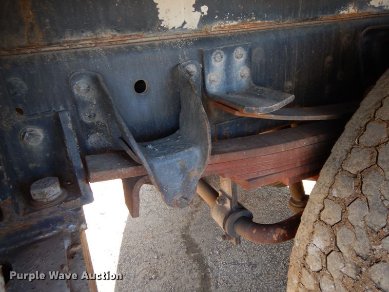 image for item HP9083 1994 GMC TopKick  crane truck