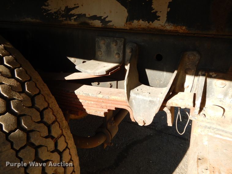 image for item HP9083 1994 GMC TopKick  crane truck