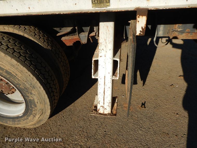 image for item HP9083 1994 GMC TopKick  crane truck