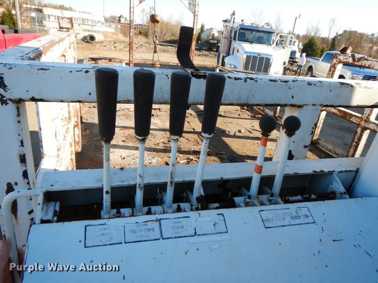 image for item HP9083 1994 GMC TopKick  crane truck