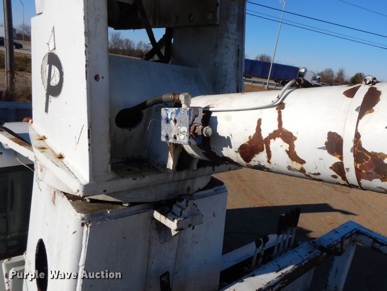 image for item HP9083 1994 GMC TopKick  crane truck