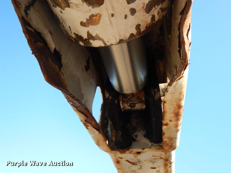 image for item HP9083 1994 GMC TopKick  crane truck