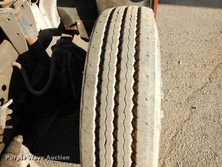 image for item HP9083 1994 GMC TopKick  crane truck