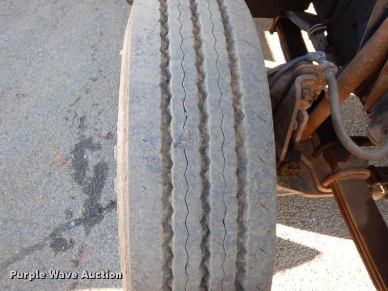 image for item HP9083 1994 GMC TopKick  crane truck