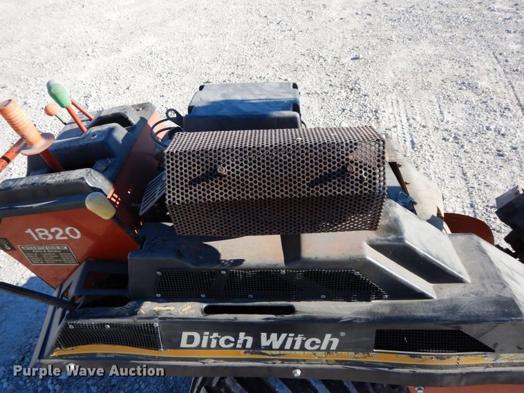 image for item HP9091 Ditch Witch 1820HE  trencher