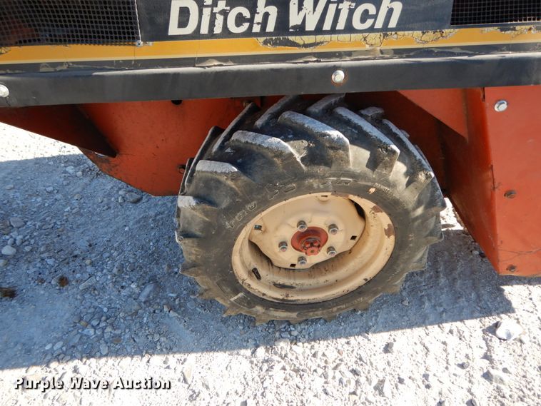 image for item HP9091 Ditch Witch 1820HE  trencher