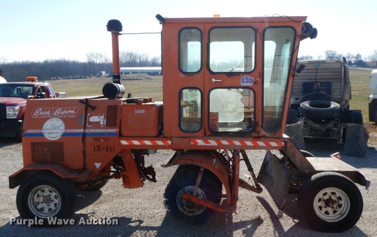 image for item HP9093 Broce RC350  broom