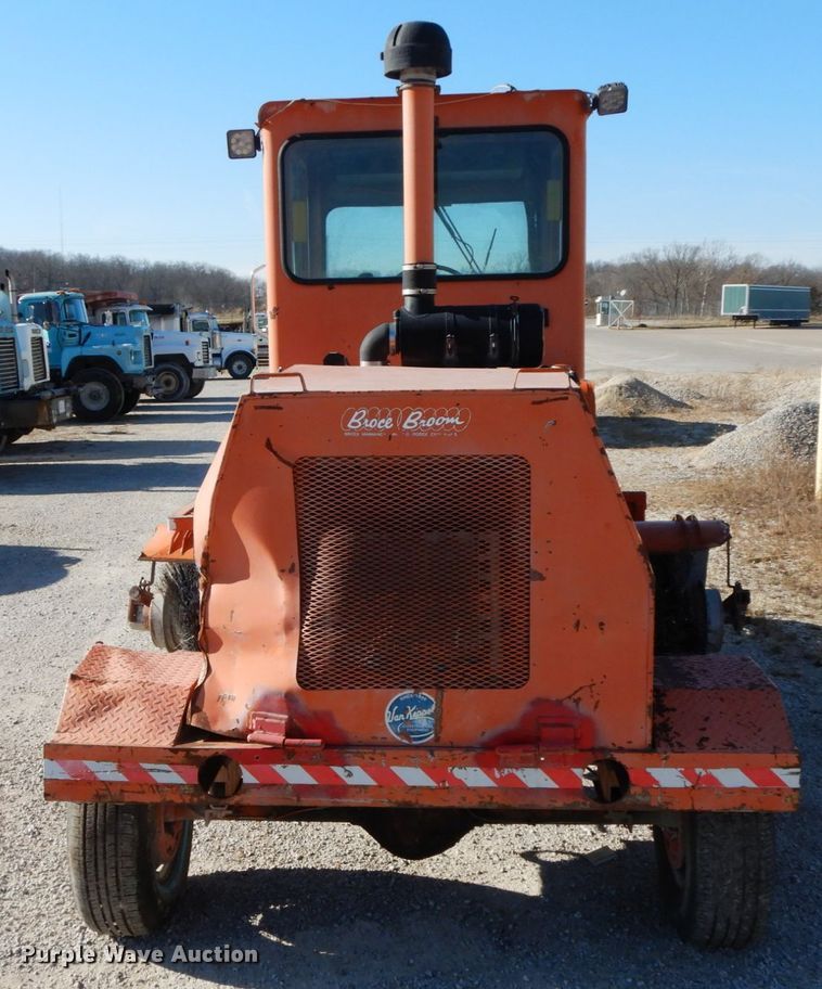 image for item HP9093 Broce RC350  broom