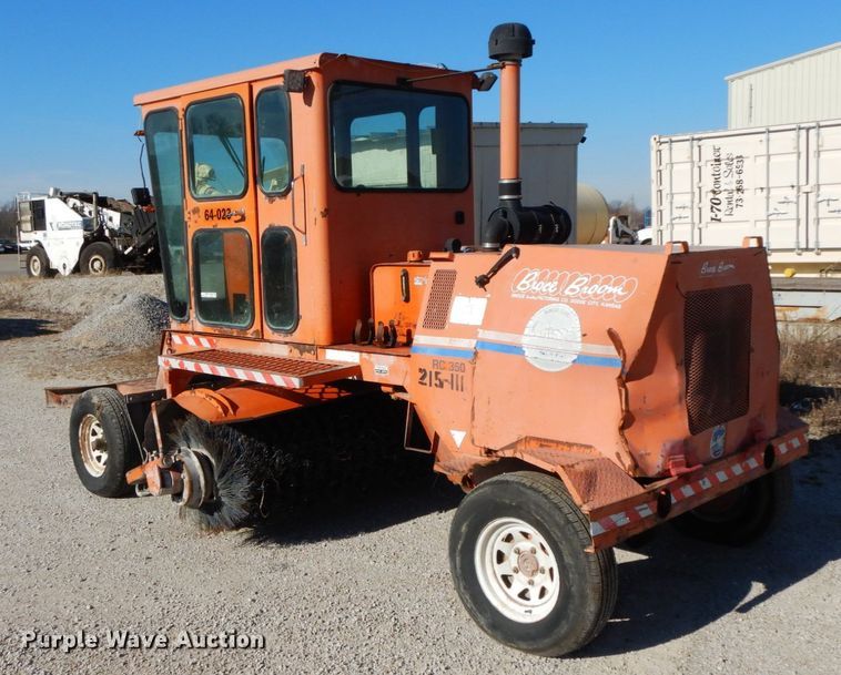 image for item HP9093 Broce RC350  broom