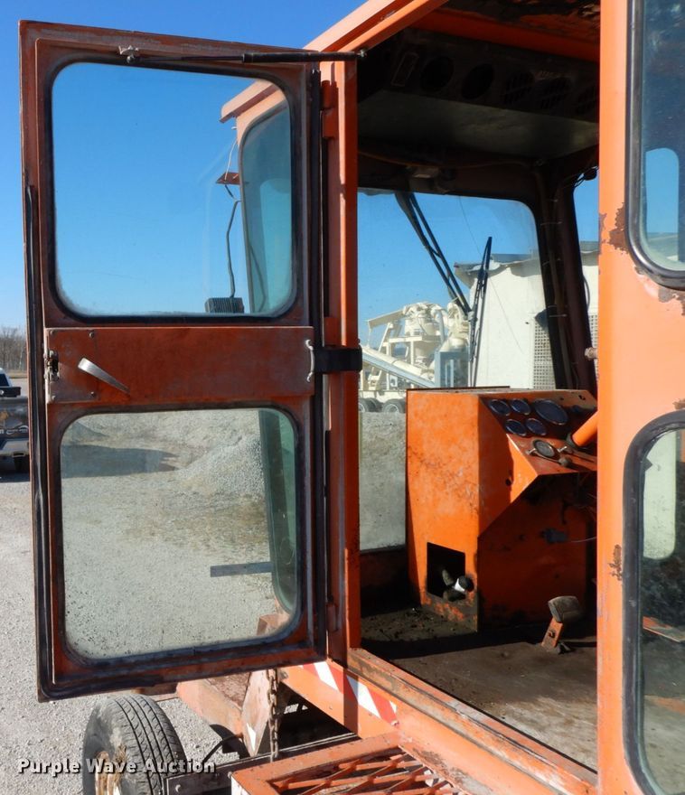 image for item HP9093 Broce RC350  broom