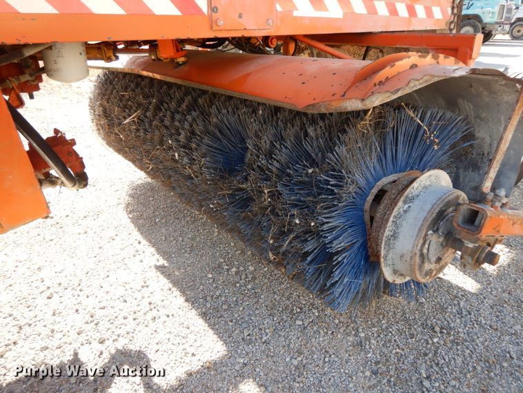 image for item HP9093 Broce RC350  broom